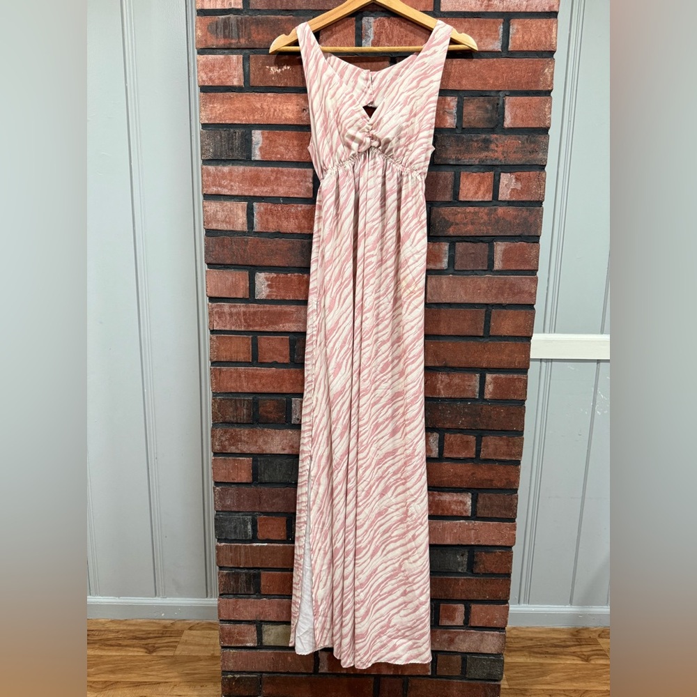 Zebra-Striped Cover-Up Maxi Dress - Picture 4 of 14